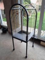 cage a oiseaux (perroquets) sur roulettes de marque deckk, Animaux & Accessoires, Enlèvement, Utilisé, Métal, Cage à oiseaux