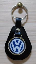 VOLKSWAGEN Sleutelhanger met VW logo . Zwart leer, Auto-onderdelen, Ophalen of Verzenden, Nieuw, Volkswagen