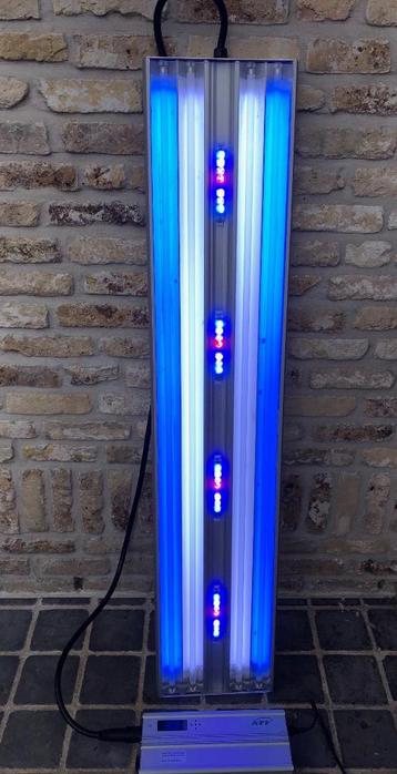 ATI Hybrid 4x75w Led + 4x80w T5 beschikbaar voor biedingen