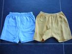 Twee shorts een lichtblauw en een geel, Ophalen of Verzenden, Gebruikt, Jongetje of Meisje, Broekje