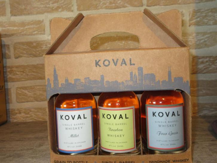 Koval Whisky handmade in Chicago giftbox, Verzamelen, Wijnen, Nieuw, Overige typen, Vol, Ophalen of Verzenden