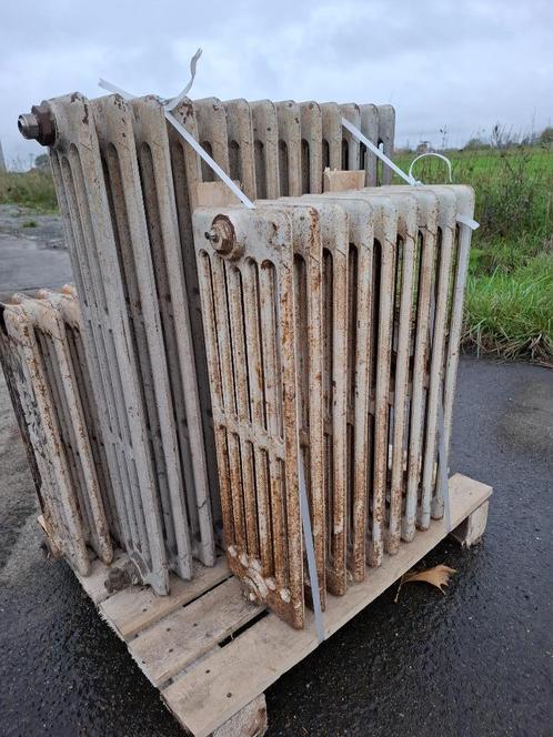 Gietijzeren radiatoren, Doe-het-zelf en Bouw, Verwarming en Radiatoren, Gebruikt, Radiator, Ophalen