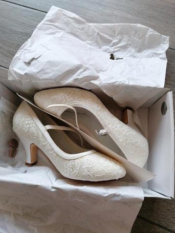Bruidsschoenen maat 37, Enlèvement ou Envoi, Comme neuf