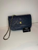 Chanel classic dubbele flap, Handtassen en Accessoires, Tassen | Schoudertassen, Overige merken, Gebruikt, Blauw, Ophalen of Verzenden