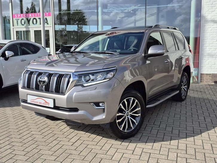Toyota Land Cruiser Premium +3,5T Sleep +Lichte vracht *€4, Auto's, Toyota, Bedrijf, Te koop, Landcruiser, 360° camera, 4x4, ABS