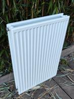 radiator - moet verkocht worden wegens renovatie, Doe-het-zelf en Bouw, Ophalen, Nieuw, Radiator