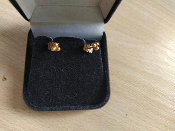 gouden oorbellen 18 K