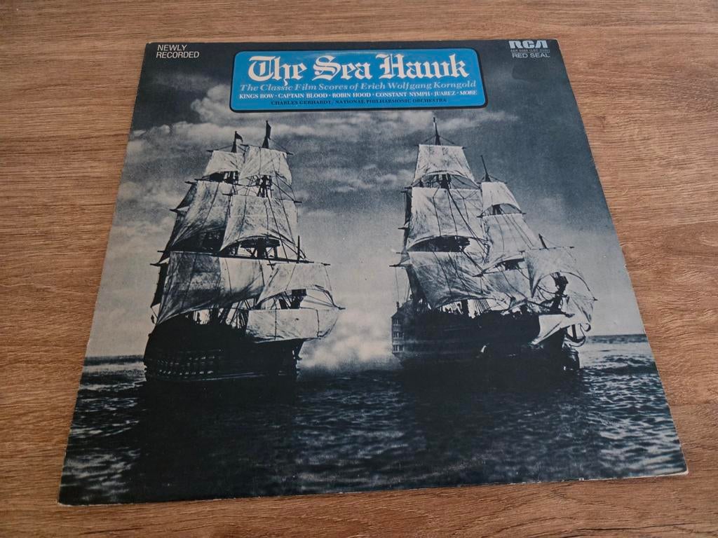 The Sea Hawk - Les musiques de films classiques d'Erich Wolf, Enlèvement ou Envoi