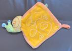NIEUWE zeer zachte knuffel “ VROLIJKE SLAK  “ , handpopje 🍄, Kinderen en Baby's, Ophalen of Verzenden, Nieuw
