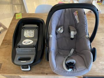 Maxi-Cosi Pebble met FamilyFix Isofix-basis beschikbaar voor biedingen