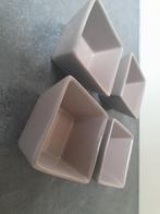 4 bols à apéritifs, Enlèvement