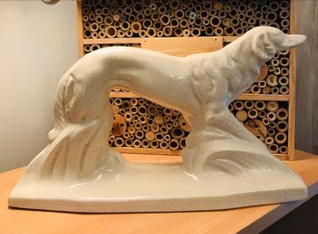 Superbe statue lévrier