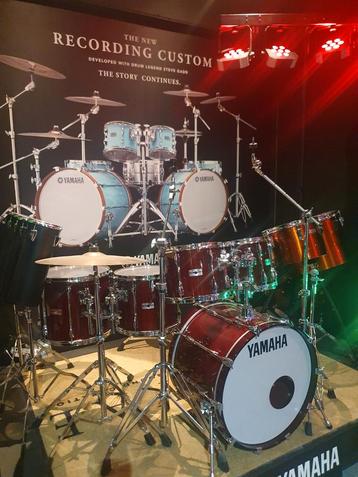Yamaha Recording: cherry wood. Maten 10/12/14/16/22 beschikbaar voor biedingen