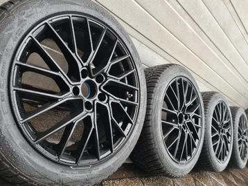 18 inch Tesla Model 3 velgen banden bluetooth sensoren beschikbaar voor biedingen