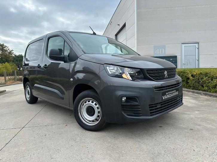 Peugeot Partner 1.5hdi /100pk / Apple Carplay /3zit, Auto's, Bestelwagens en Lichte vracht, Bedrijf, Apple Carplay, Peugeot, Diesel