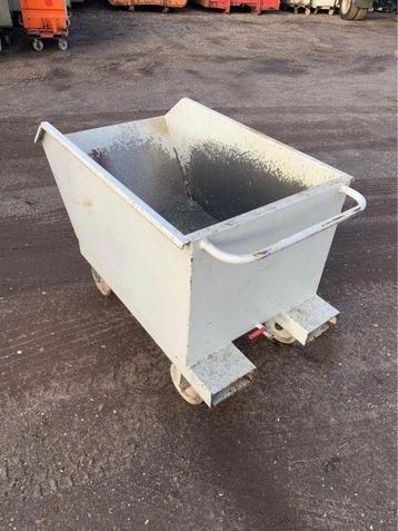 All-in vloeistofdichte heftruck bakjes beschikbaar voor biedingen