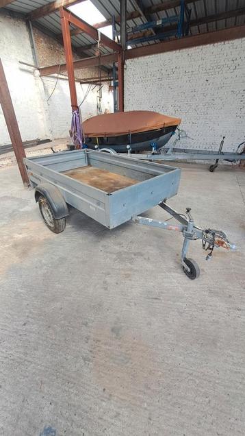 Aanhangwagen beschikbaar voor biedingen