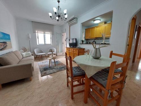 Appartement Torrevieja te huur, Vakantie, Vakantiehuizen | Spanje, Costa Blanca, Appartement, Overige, Aan zee, 2 slaapkamers