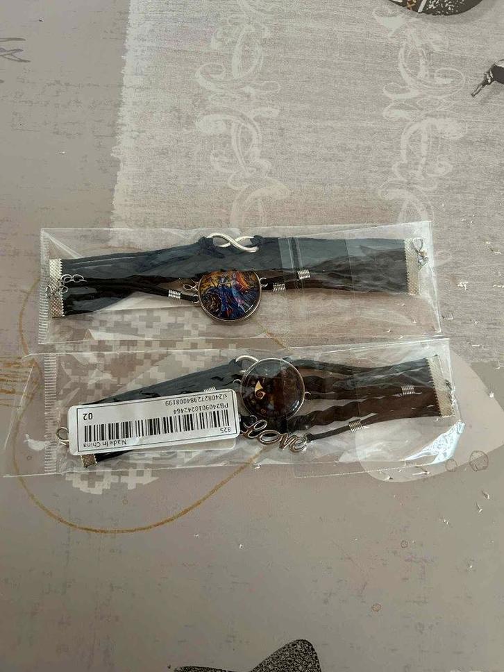 Ensemble de deux bracelets Jack Skellington et Sally, Collections, Disney, Neuf, Vêtements ou Textile, Autres personnages, Enlèvement