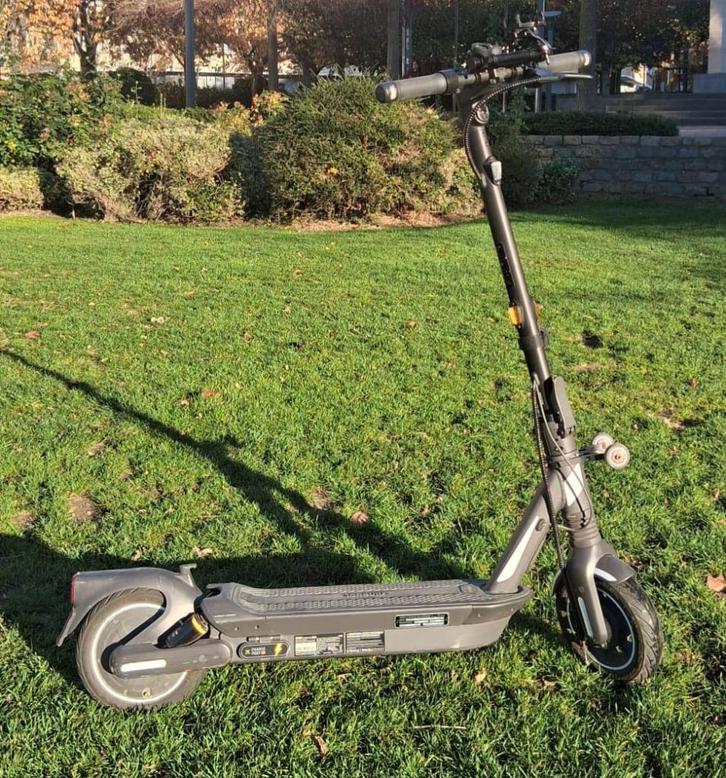 Ninebot Kickscooter Max G2 scooter, Fietsen en Brommers, Steps, Gebruikt, Elektrische step (E-scooter), Ophalen of Verzenden