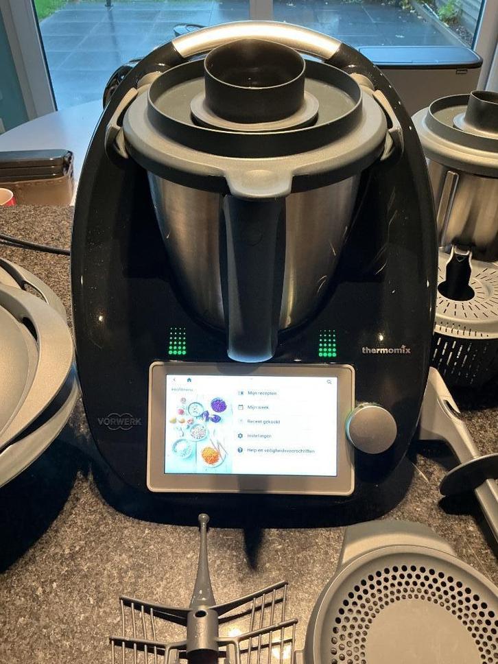 Thermomix TM6 Black Edition., Elektronische apparatuur, Keukenmixers, Zo goed als nieuw, 2 tot 3 liter, 3 snelheden of meer, Vaatwasserbestendig