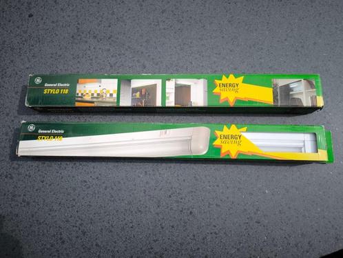 2 TL armaturen 18W met schakelaar, Doe-het-zelf en Bouw, Bouwverlichting, Nieuw, Lamp, Minder dan 50 watt, Ophalen of Verzenden