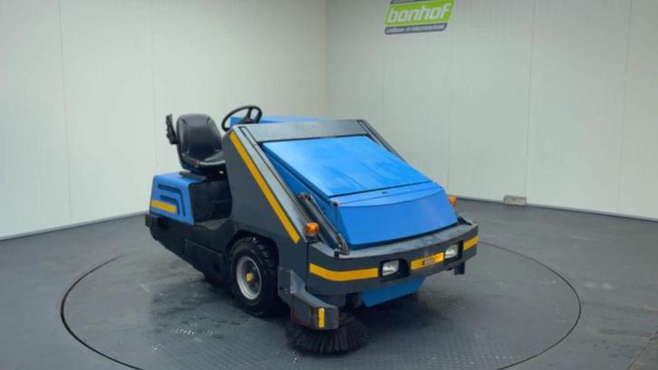 Hako JONAS 1900 D, Articles professionnels, Machines & Construction | Entretien & Nettoyage