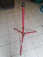 Montagesteun, Ophalen