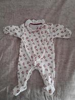 Baby pyama van kleur beetje van allesen vanaf maat 59 tot 62, Kinderen en Baby's, Babykleding | Overige, Ophalen, Zo goed als nieuw