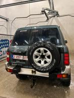 Nissan patrol 3.0 bouwjaar 2000 km 250000 niet rot, Auto's, Nissan, Stof, 4 cilinders, Patrol, 4x4