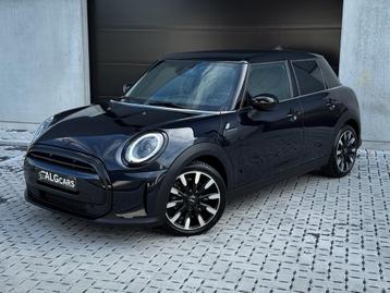 Mini Cooper 5 Deurs Night Blue beschikbaar voor biedingen