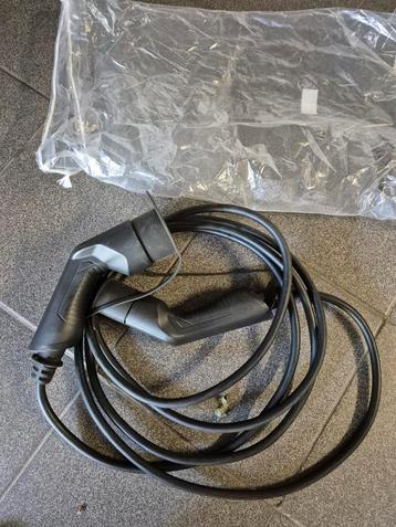 laadkabem, Enlèvement, Comme neuf, Câble de charge