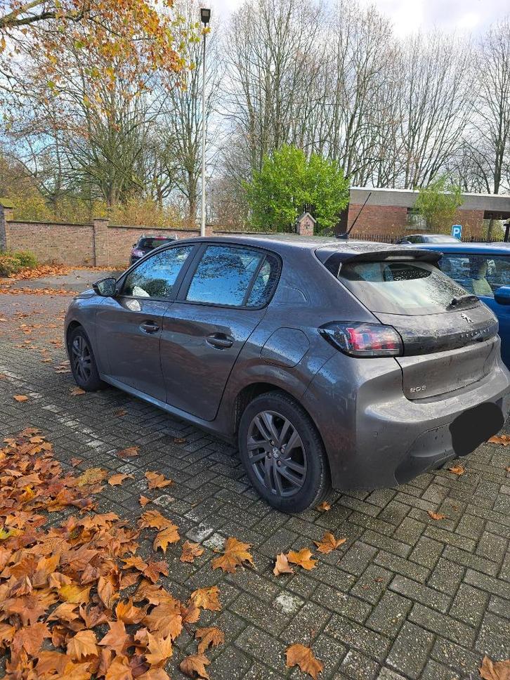 Peugeot 208 Active Pack 1.2 (75pk), Auto's, Peugeot, Particulier, Benzine, Euro 6, Berline, 5 deurs, Handgeschakeld, Zilver of Grijs