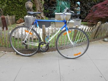 Te koop racefiets DOSCHE SPORT maat 56 10 speedin goede staa