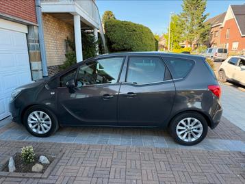 Opel Meriva seulement 13500 kms, essence, 1er propriétaire, Autos, Argent ou Gris, Achat, Euro 6, Carnet d'entretien