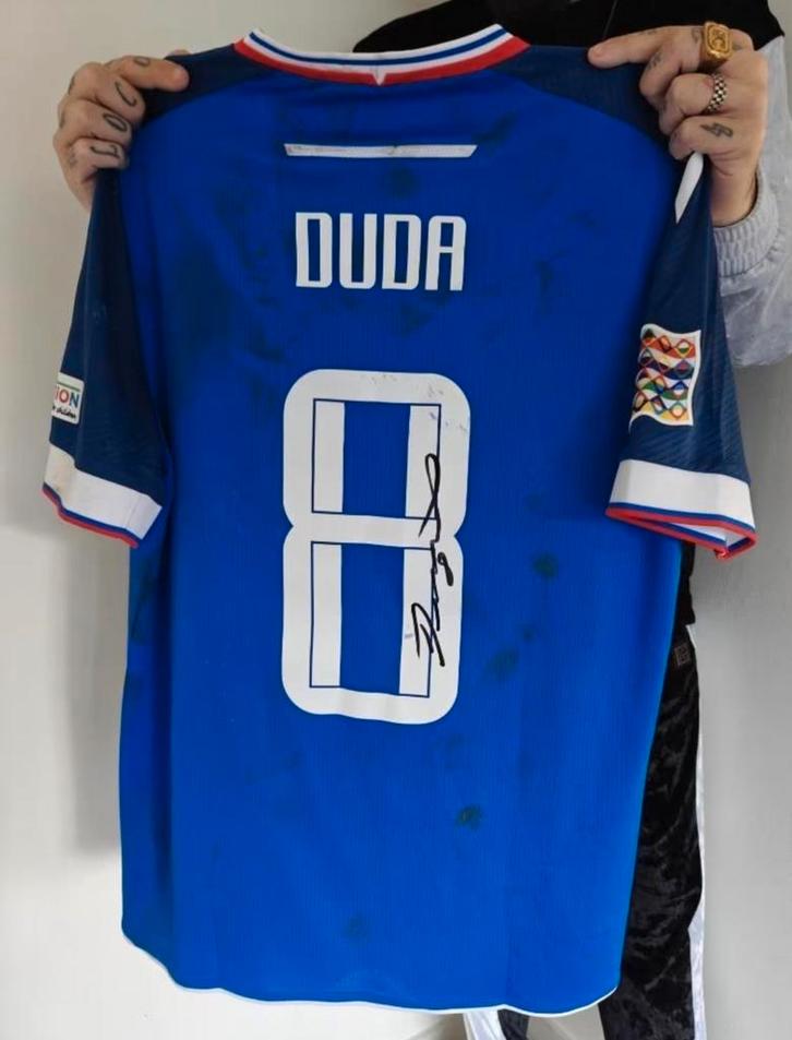 Slovenië matchwornshirt Ondrej Duda met certificaat, Verzamelen, Sportartikelen en Voetbal, Zo goed als nieuw, Shirt, Ophalen of Verzenden