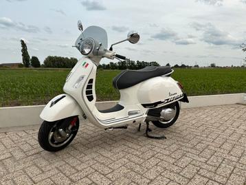 Vespa GTS super 125cc beschikbaar voor biedingen