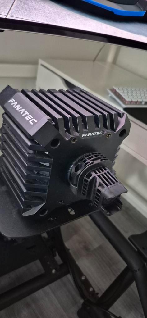 Fanatec csl dd 8nm qr2 pack ready to race, Informatique & Logiciels, Joysticks