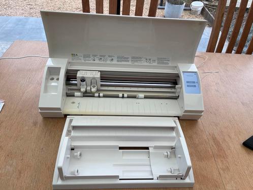 Silhouette cameo 3 + rollfeeder, Hobby en Vrije tijd, Knutselen, Zo goed als nieuw, Ophalen of Verzenden