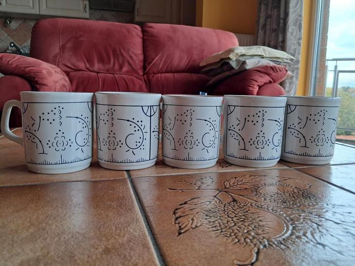 Set van 5 Distri Boch Seca England bekers, Huis en Inrichting, Keuken | Servies, Zo goed als nieuw, Kop(pen) en/of Schotel(s)