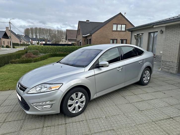 2014 Ford mondeo – 81.199km, Auto's, Ford, Particulier, Mondeo, ABS, Airbags, Airconditioning, Bluetooth, Centrale vergrendeling