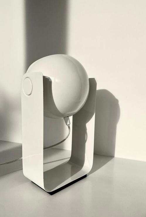 Zeer strakke tijdloze bureaulamp/tafellamp, Antiek en Kunst, Kunst | Designobjecten, Ophalen