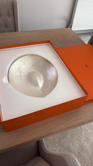 Schaal bord. Hermes beschikbaar voor biedingen