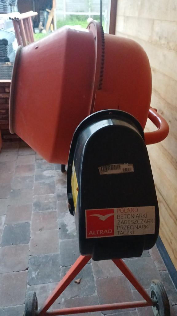 Betonmolen altrad, Doe-het-zelf en Bouw, Betonmolens, Zo goed als nieuw, Ophalen