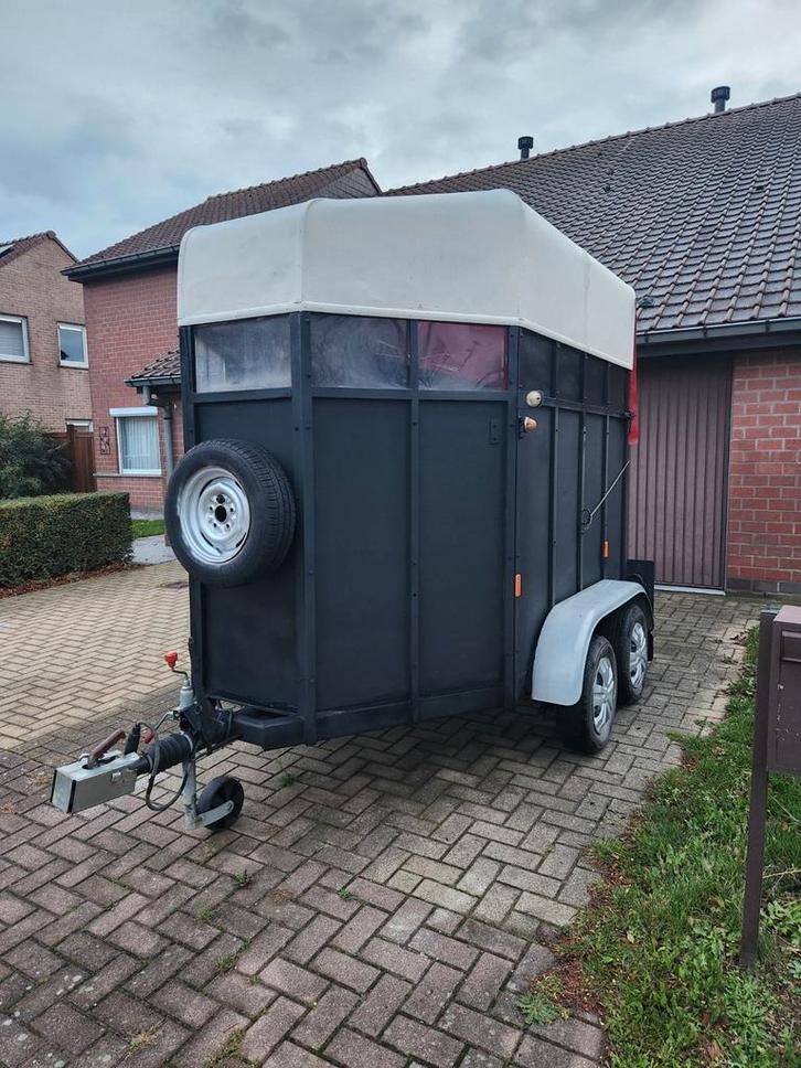 2-zitsbusje van het merk Marco, Dieren en Toebehoren, Paarden en Pony's | Trailers en Aanhangwagens, Gebruikt, 2-paards trailer