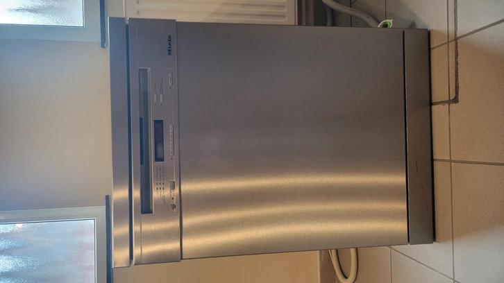 Miele modèle g6720sc, Elektronische apparatuur, Vaatwasmachines, Gebruikt, Ophalen