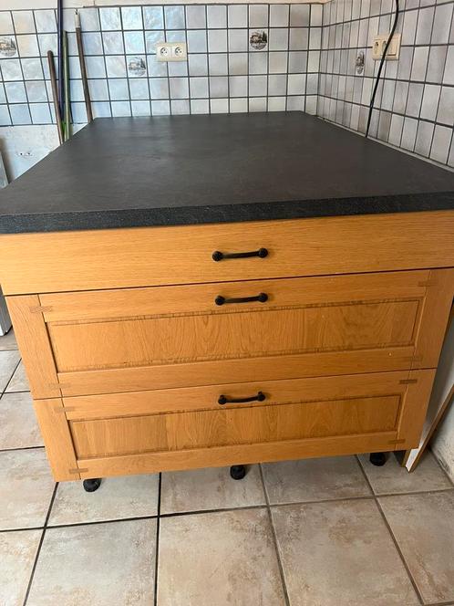 Ilot de cuisine a vendre, Huis en Inrichting, Keuken | Keukenelementen, Zo goed als nieuw, Ophalen