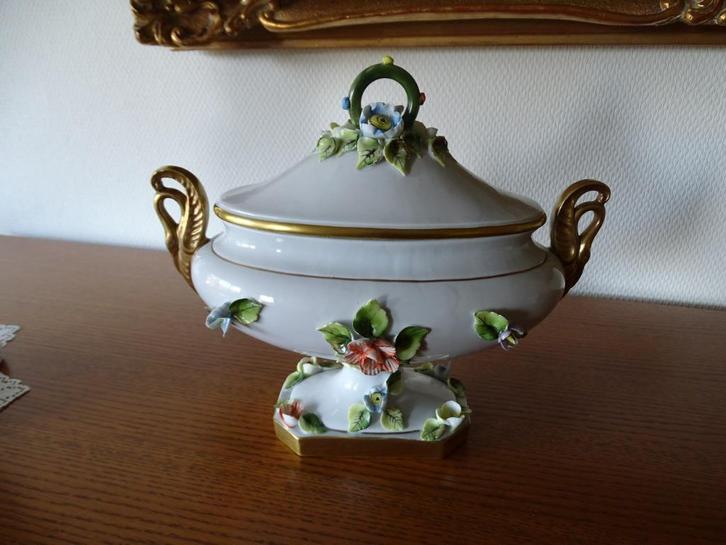 POTICHE VAAS IN EMPIRESTIJL, Antiek en Kunst, Antiek | Overige Antiek, Ophalen