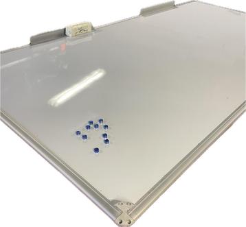 Uitwisbaar magnetisch whiteboard  beschikbaar voor biedingen