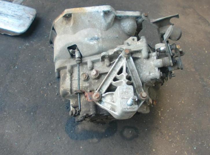 BOITE DE VITESSES Ford Focus 1 ST (2M5V-7002-AC), Autos : Pièces & Accessoires, Transmission & Accessoires, Ford, Utilisé